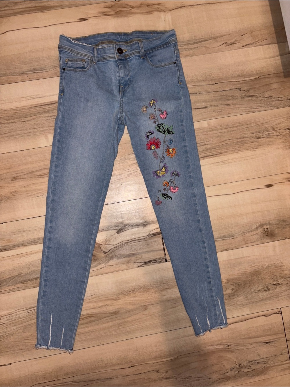 Zara Basic Denim Jeans with Floral Embroidery